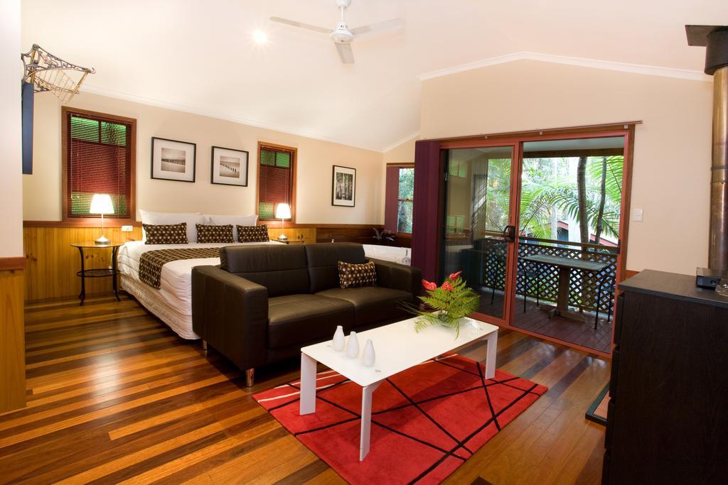 Amore On Buderim Rainforest Cabins Sunshine Coast Exterior photo