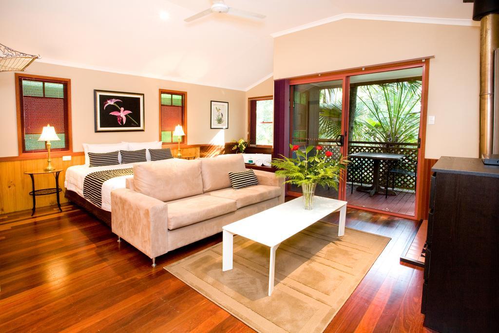 Amore On Buderim Rainforest Cabins Sunshine Coast Exterior photo