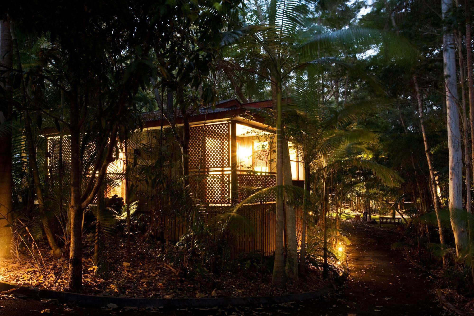 Amore On Buderim Rainforest Cabins Sunshine Coast Exterior photo